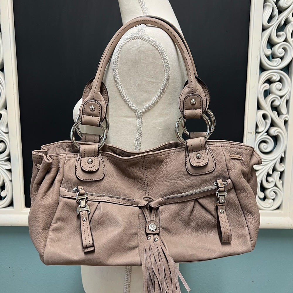 B Makowsky taupe Leather shoulder bag